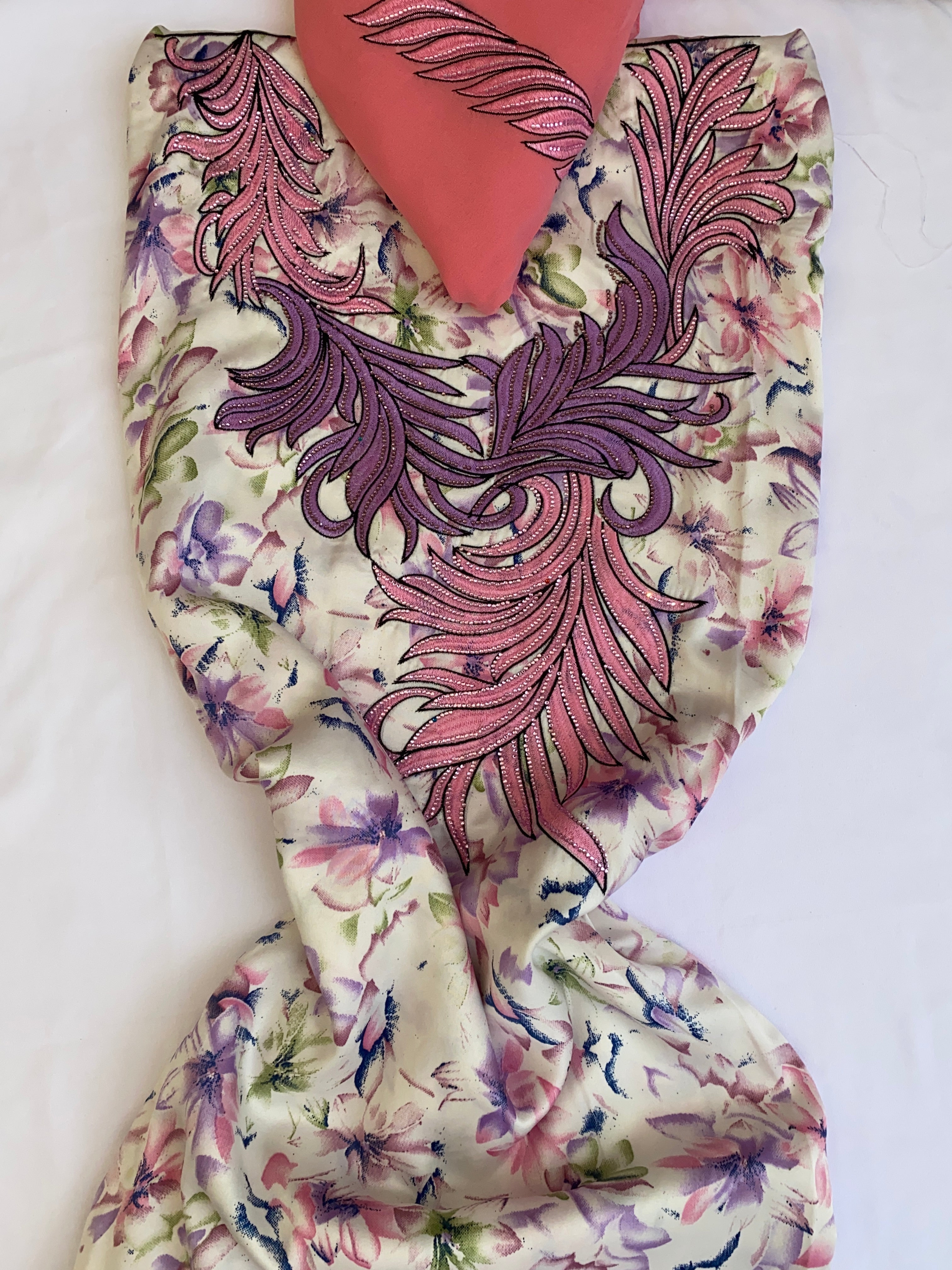 مخاوير حرير  أندونيسي مع الشيلة